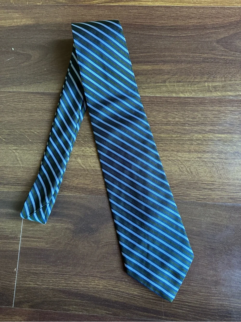 Brooks Brothers classic diagonal